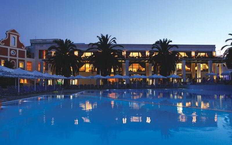 Roda Beach Resort & Spa ภายนอก รูปภาพ