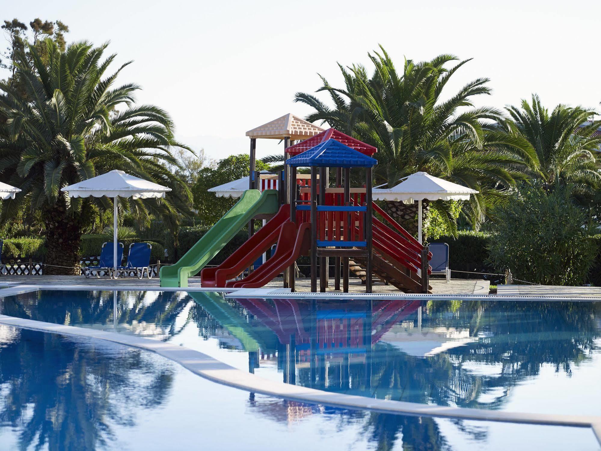 Roda Beach Resort & Spa ภายนอก รูปภาพ